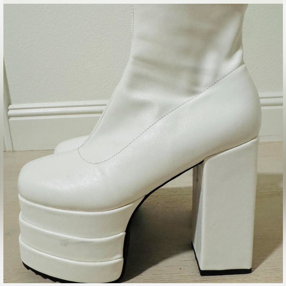 Lamoda Platform Ankle Boots